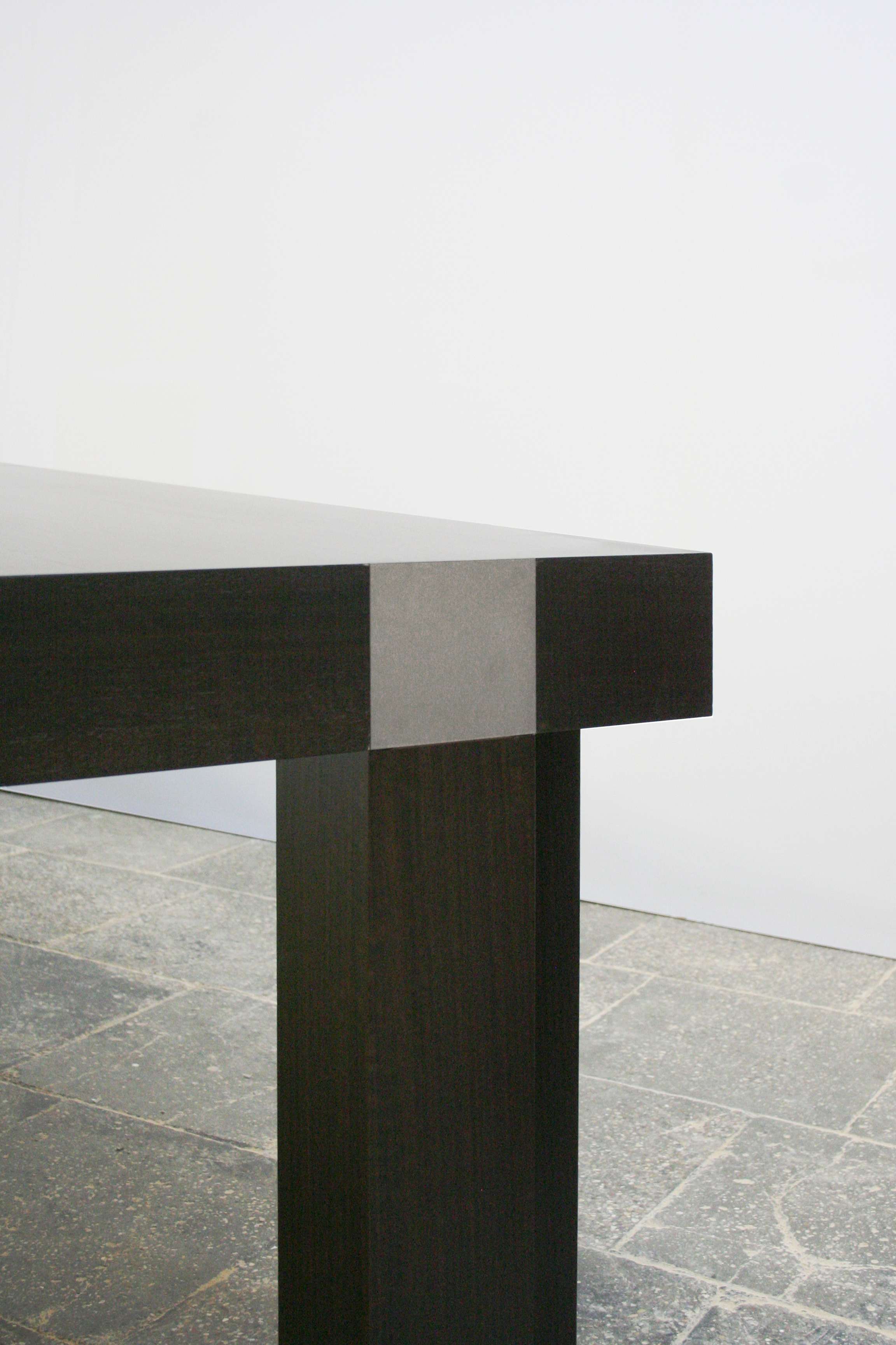 HENGE t024